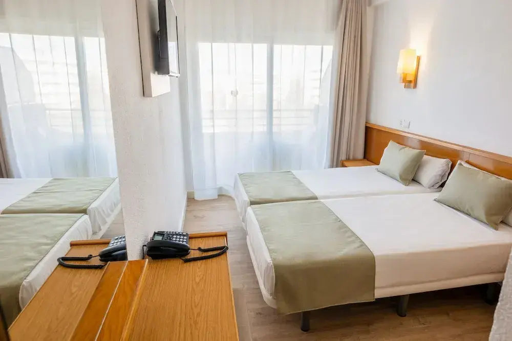 With Terrace Single room with pool view