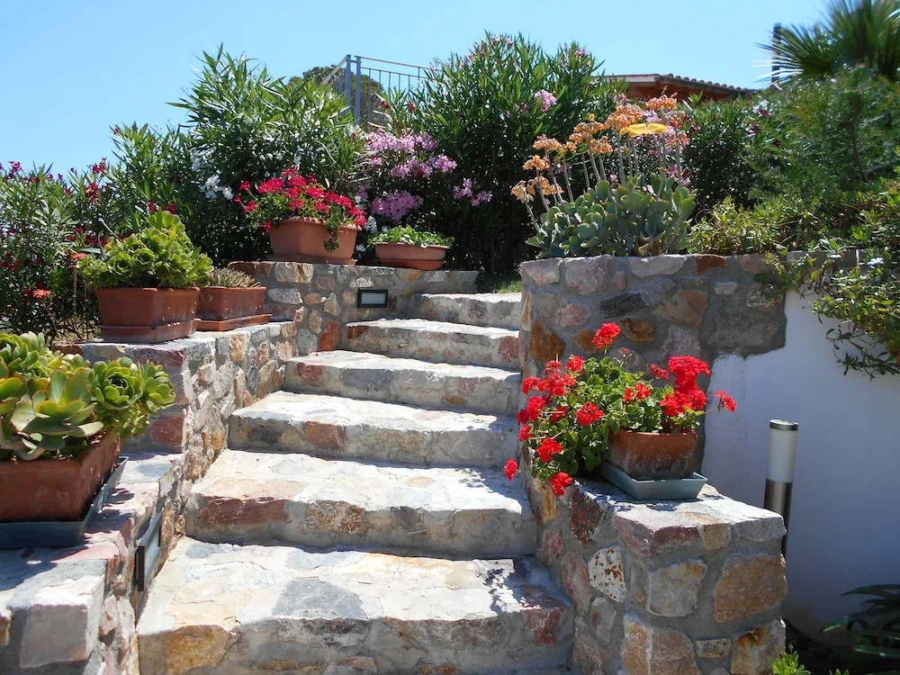 Apartment in Villa 2 to 3 Persons With Large Private Garden
