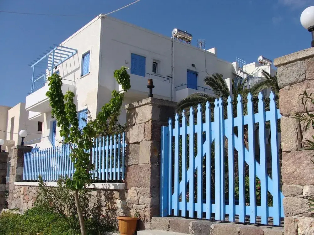 Tilemachos Rooms & Studios