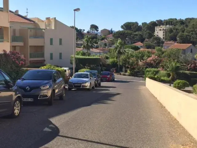 Voir la photo 2 — Sanary