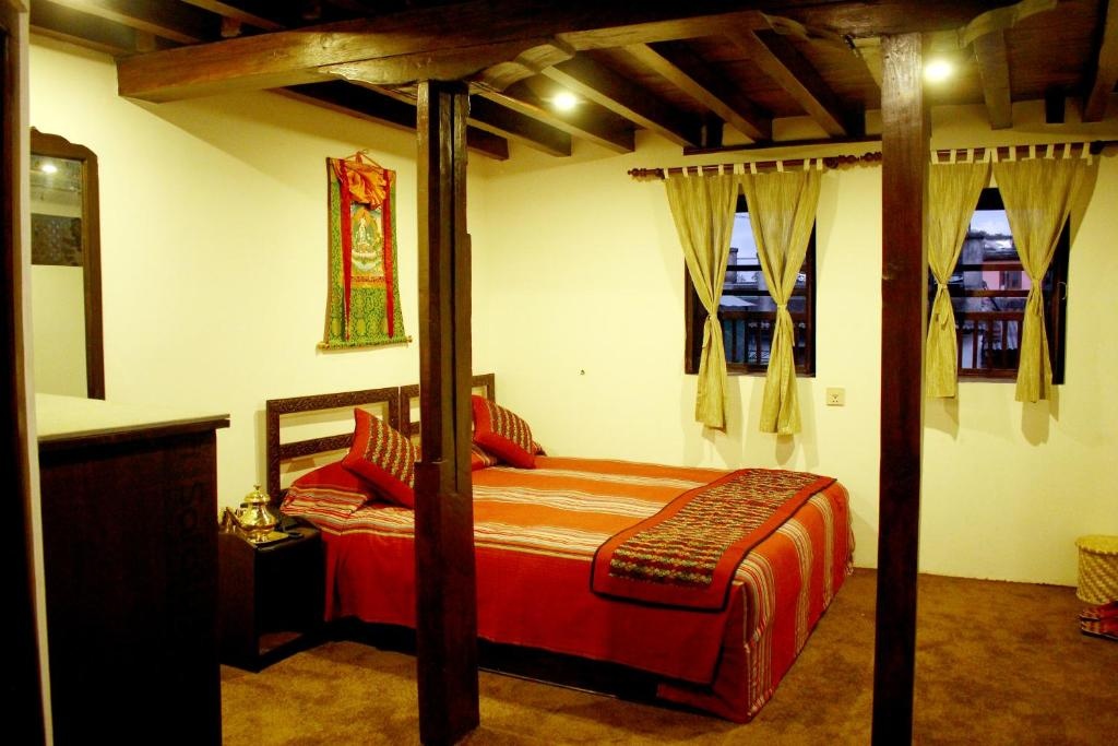 Standard Double room (full double bed)