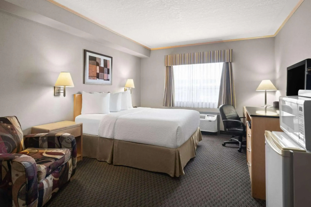 Travelodge by Wyndham Fort McMurray - фото 45