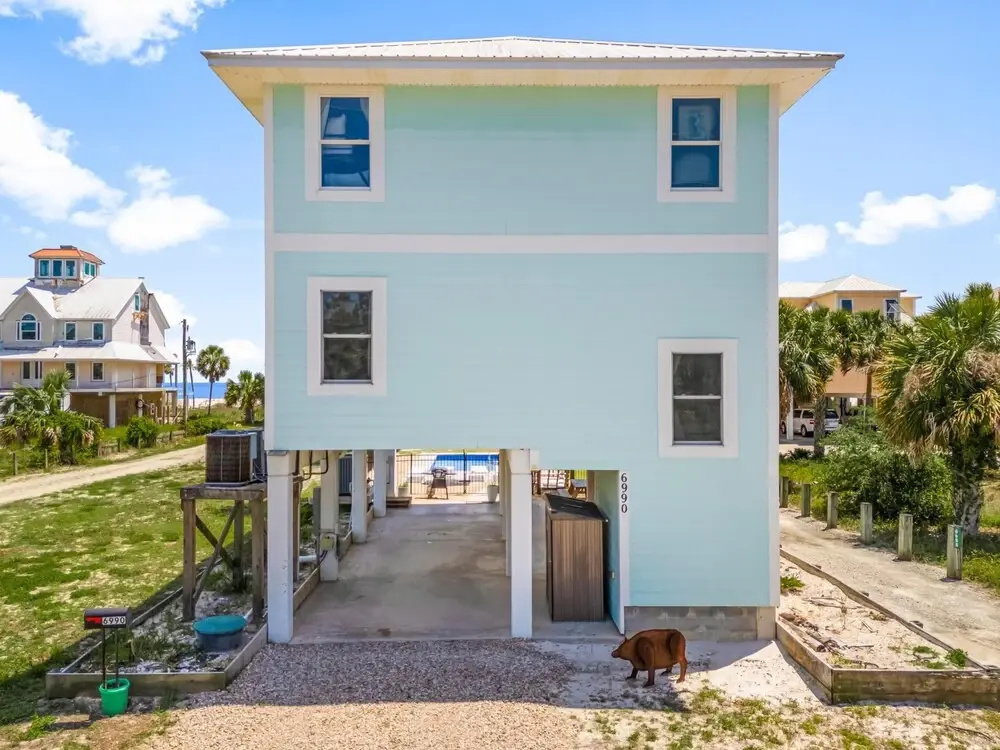 Pet Friendly Beach House - One Palm