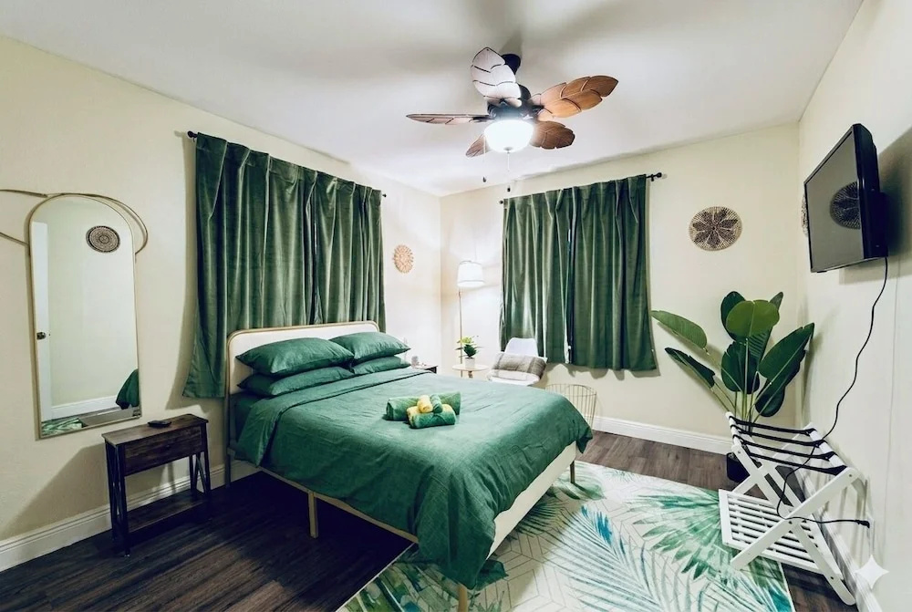 Altamonte-4 bed — 4
