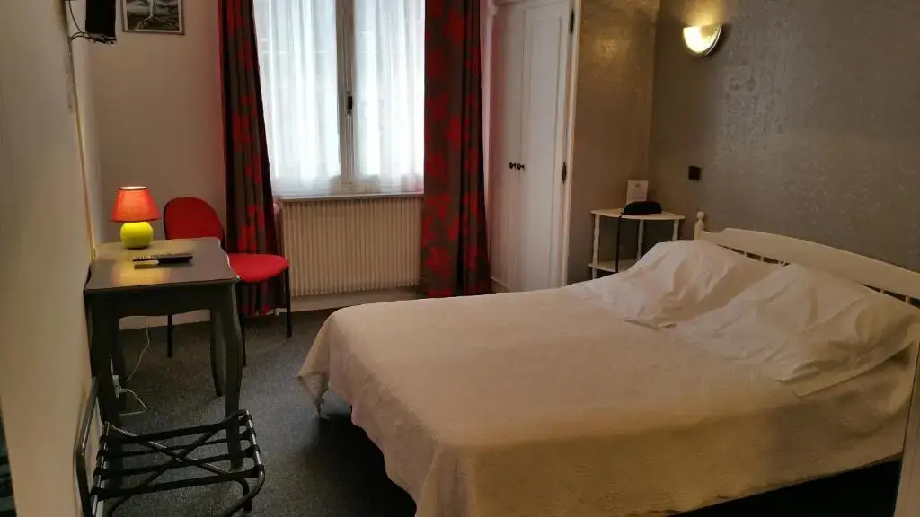 Economy room