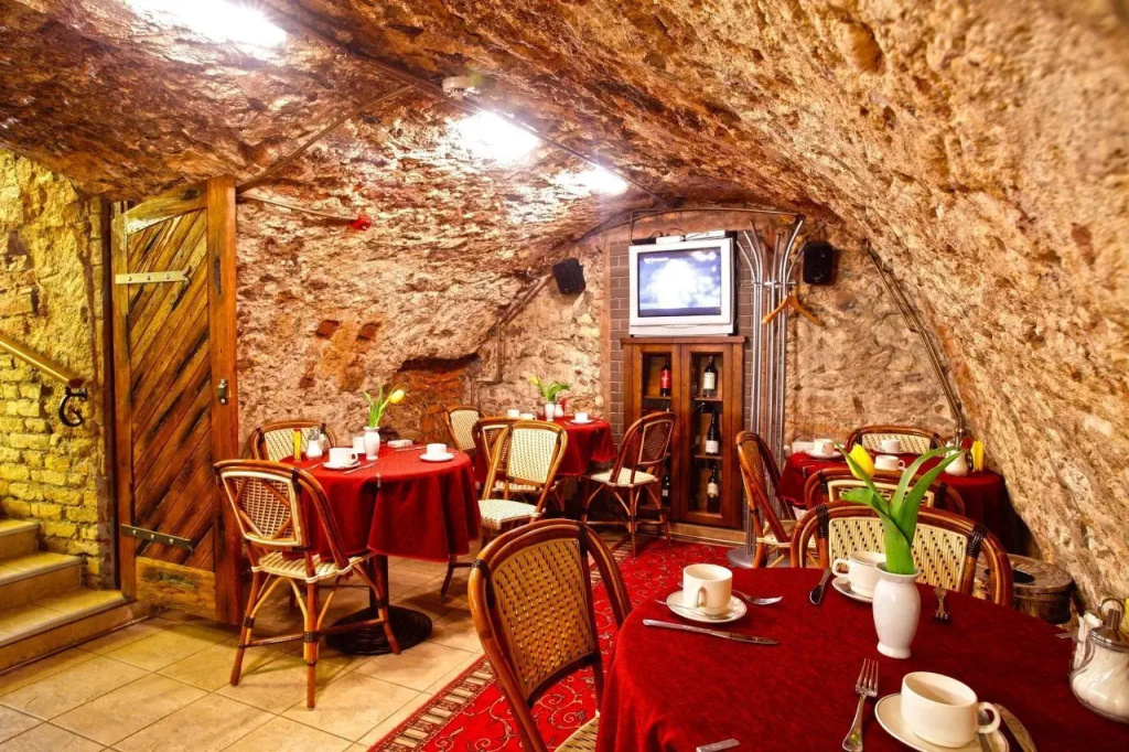 Monte Kristo Hotel - Général