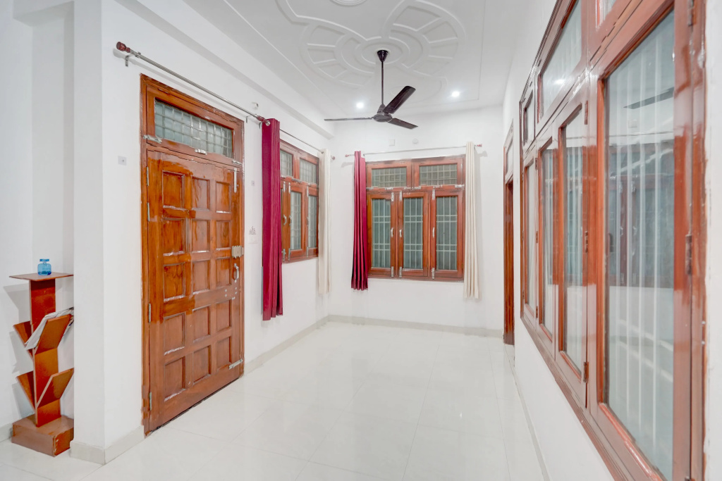 SPOT ON Aparna's Home