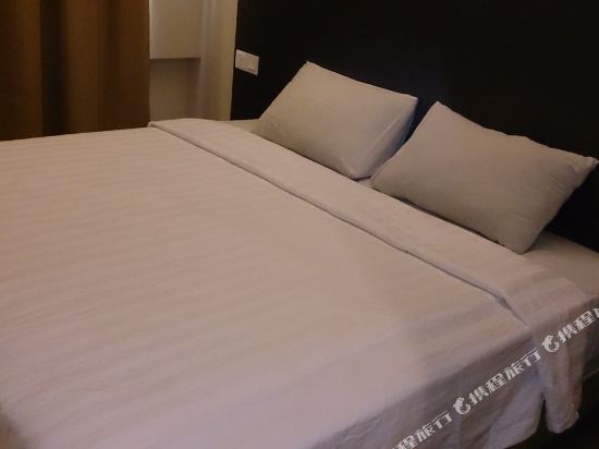 Yomi Hotel