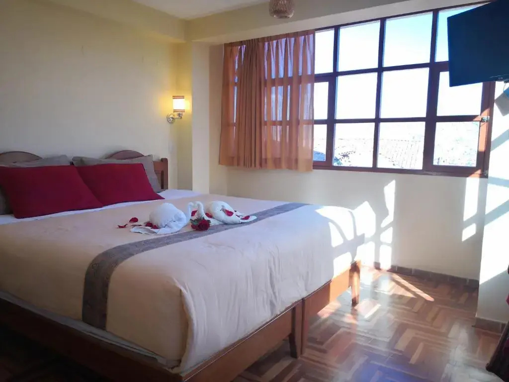 Standard room with mountain view
