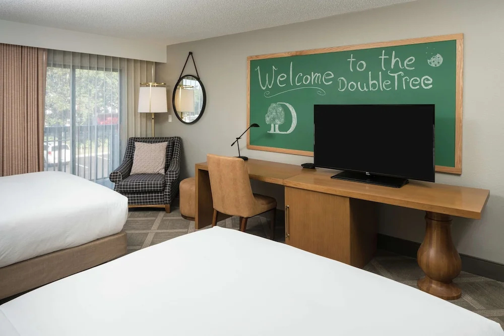 DoubleTree by Hilton Gainesville - Tap to explore photos