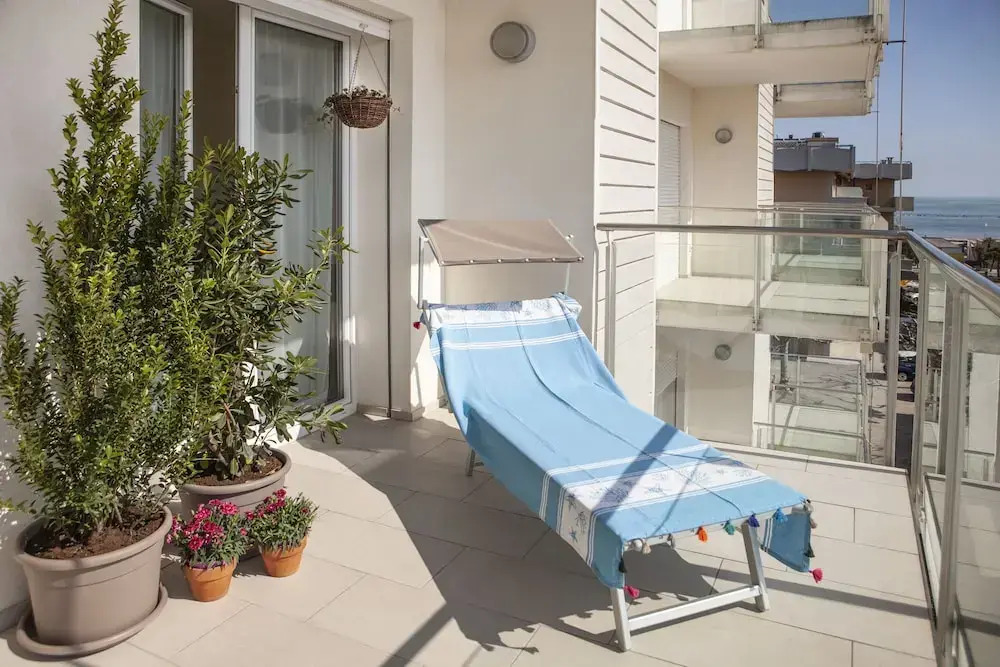 Двухместная студия Deluxe с балконом двуспальная кровать в Residence Sunrise Cesenatico