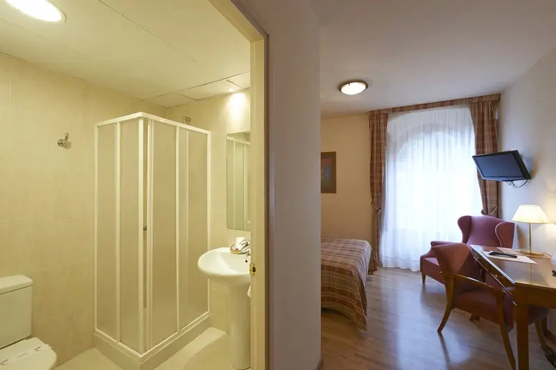 Hotel Abat Cisneros Montserrat - Chambres
