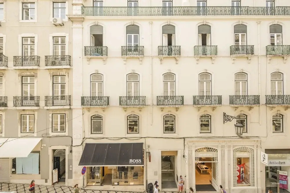 Bairro Alto Apartments by linc