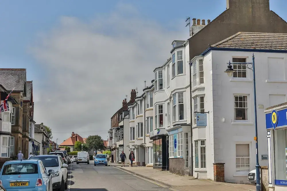Apartment in the Heart of Filey, No Deposit