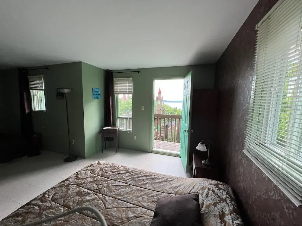 Comfort room