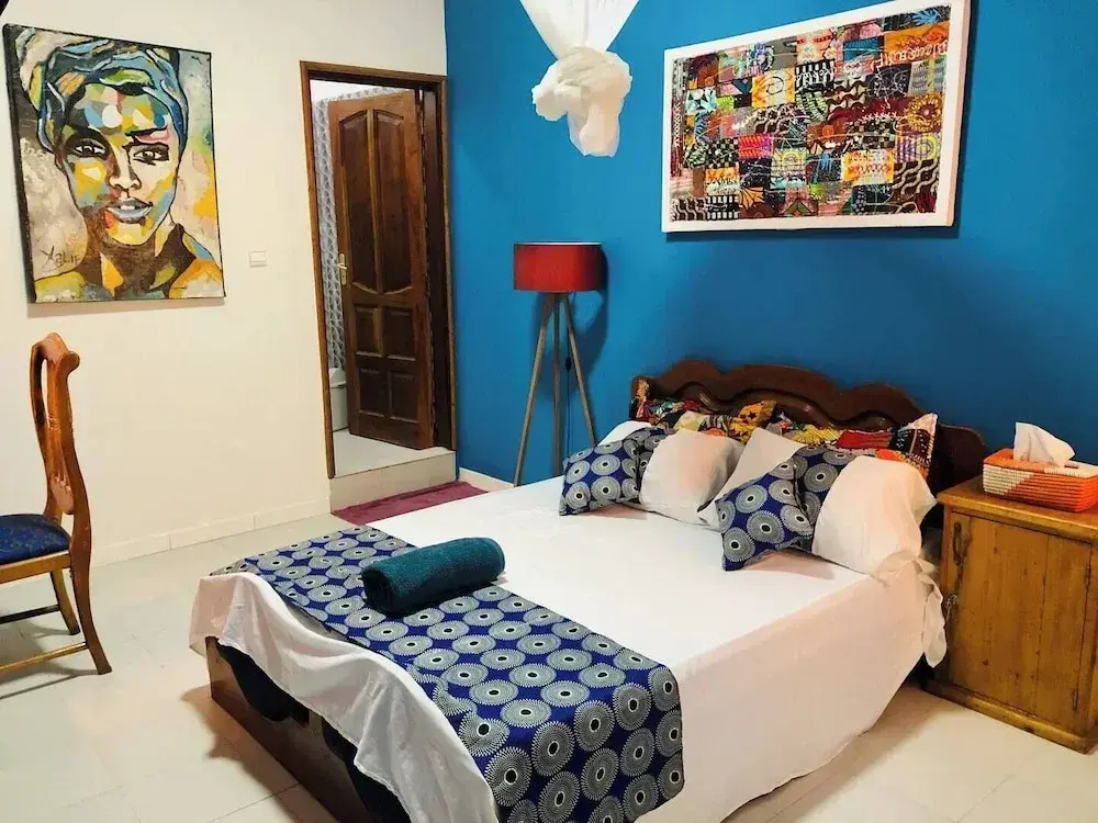 Comfort room