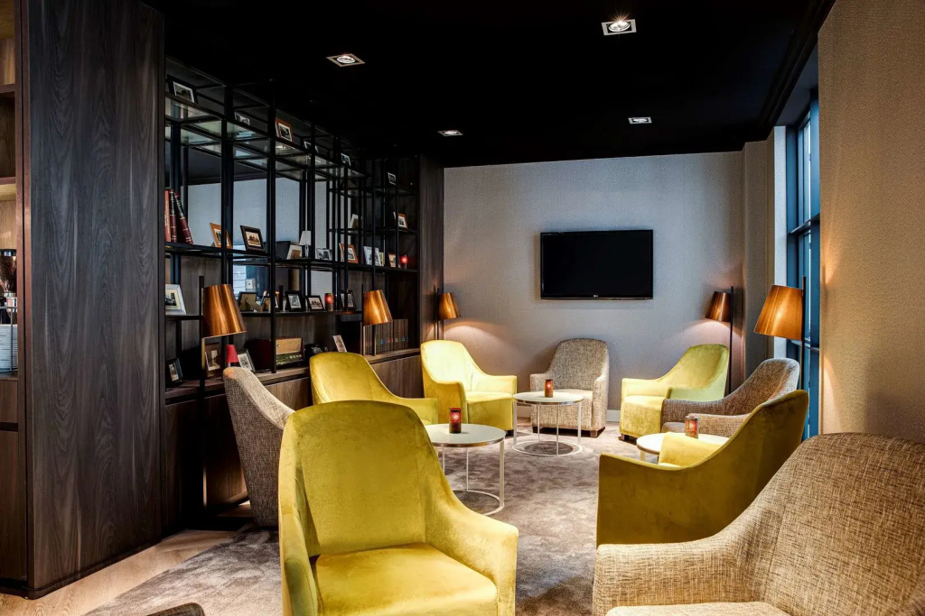Hotel photo 11