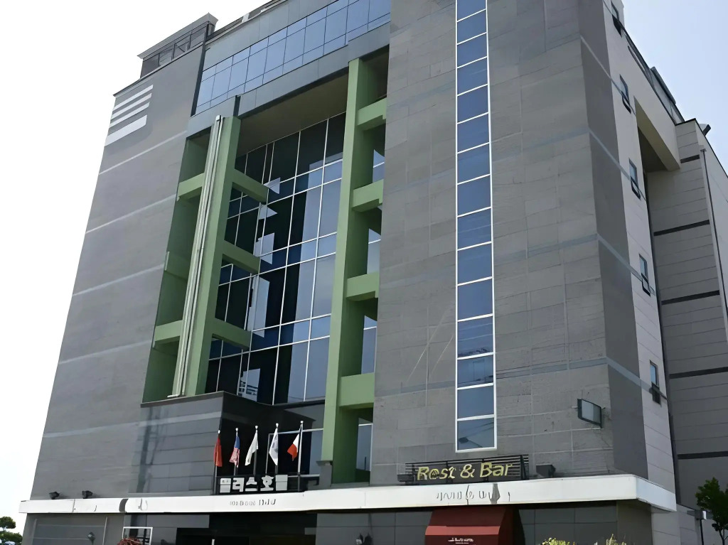 Image 1