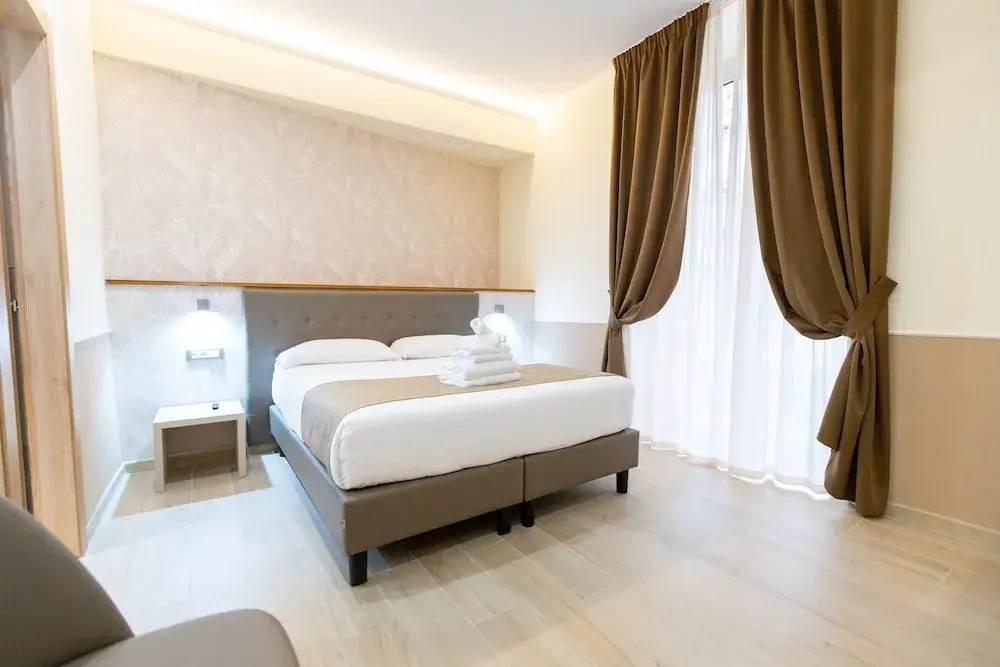 Standard Double room with balcony and with city view (full double bed)