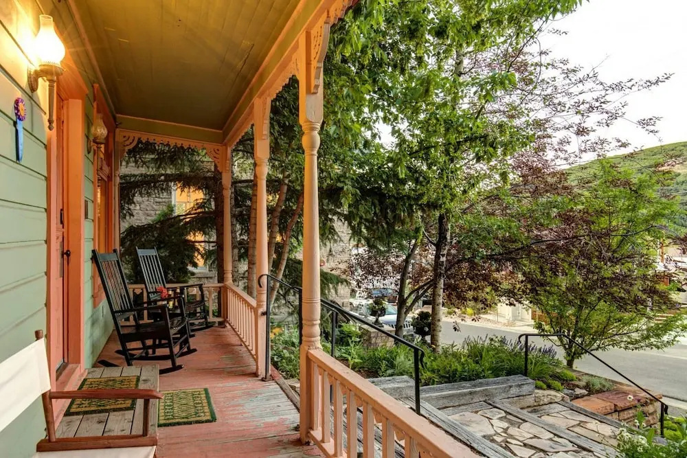 Abode at Heirloom House