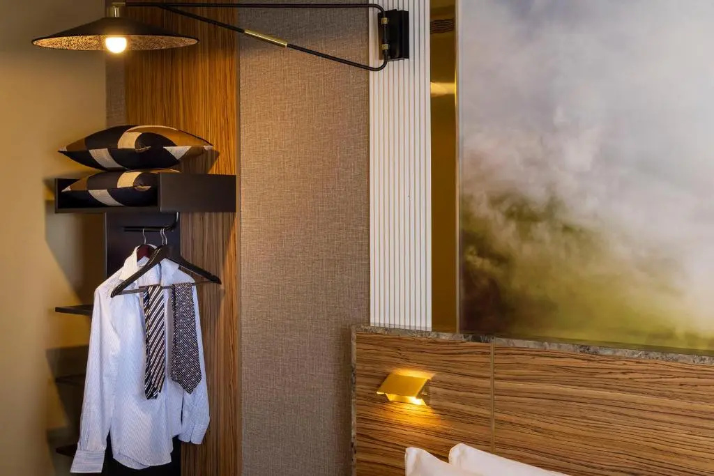 Hotel Le Rocroy 86