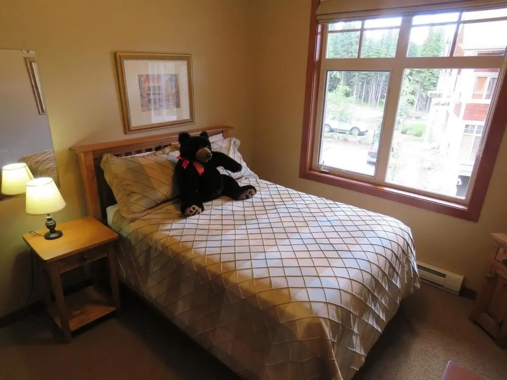 Settlers Crossing #42 By Bear Country - фото 2