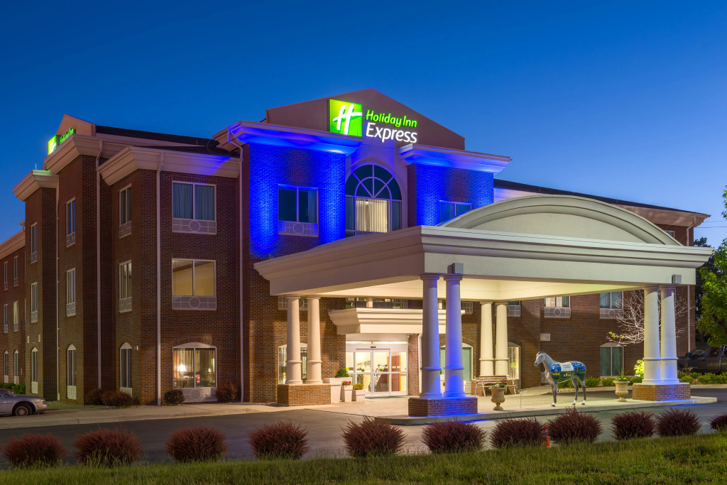 Holiday Inn Express & Suites Lexington Dtwn Area-Keenland by IHG