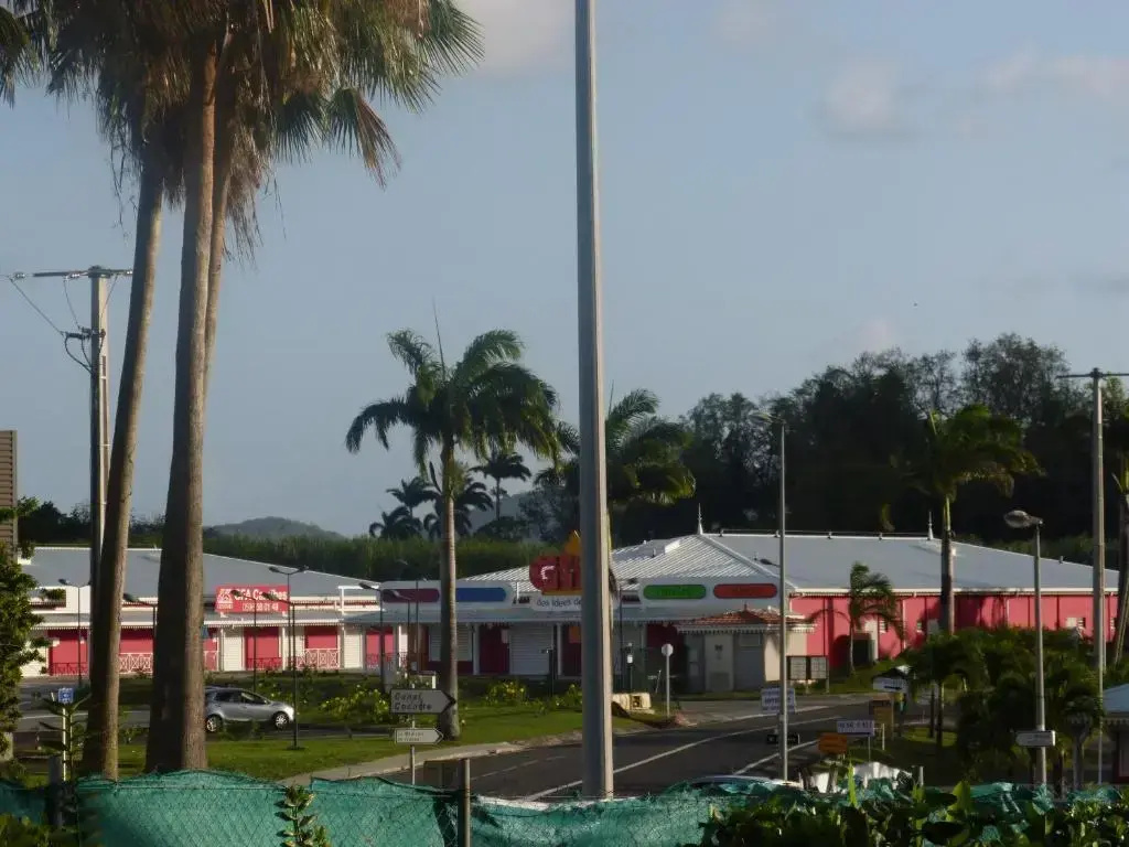 Beach & Waterfront
