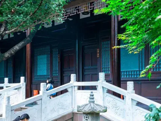 Yinxiu Shangting Hotel