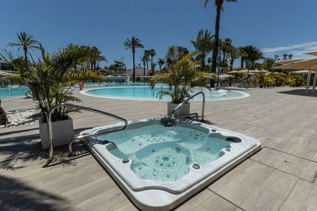 Hotel LIVVO Dunagolf Suites - Général