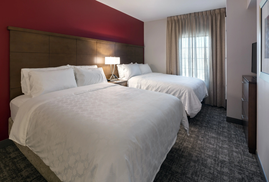 Staybridge Suites Phoenix - Biltmore Area by IHG