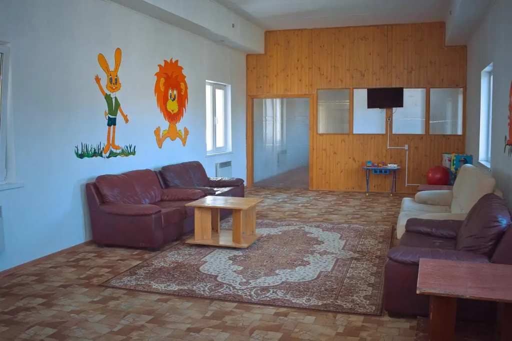 Lobby & Reception