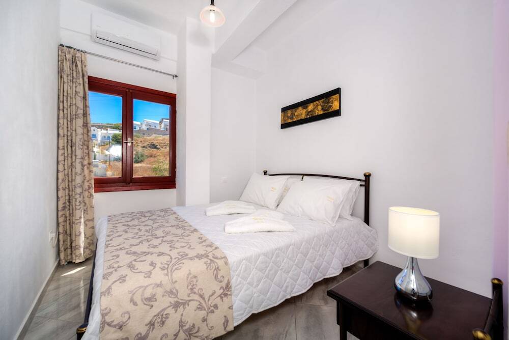 Aspalathos Suites 3 *