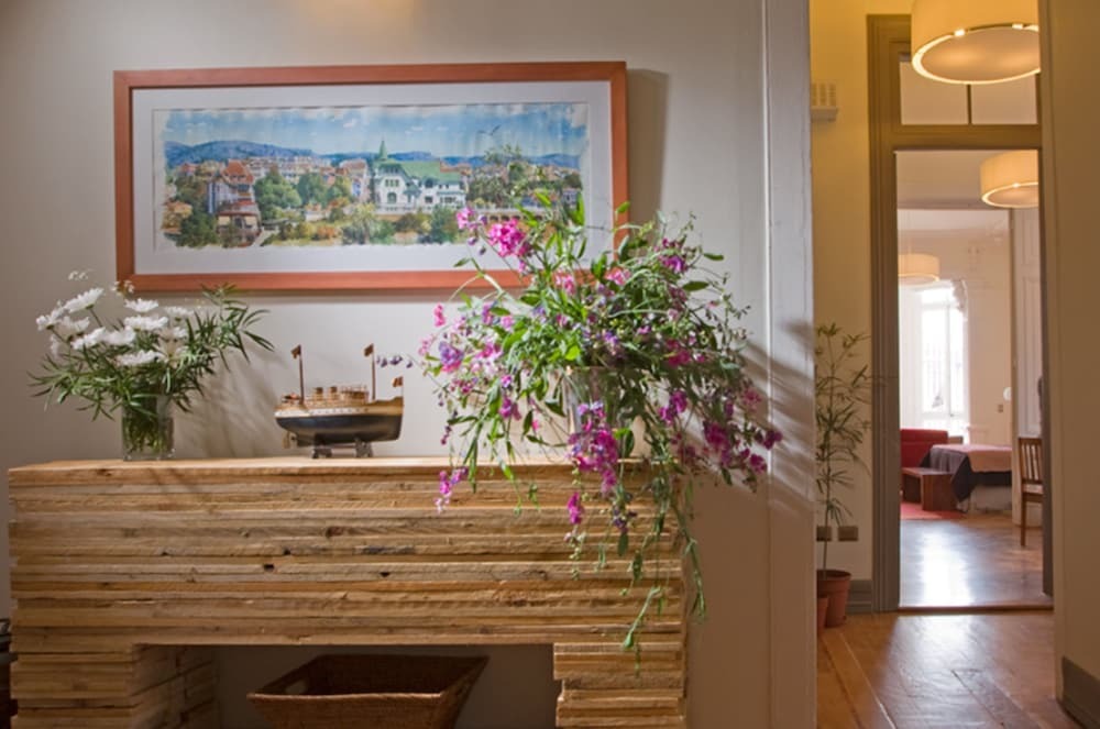 gallery_image_hidden_6