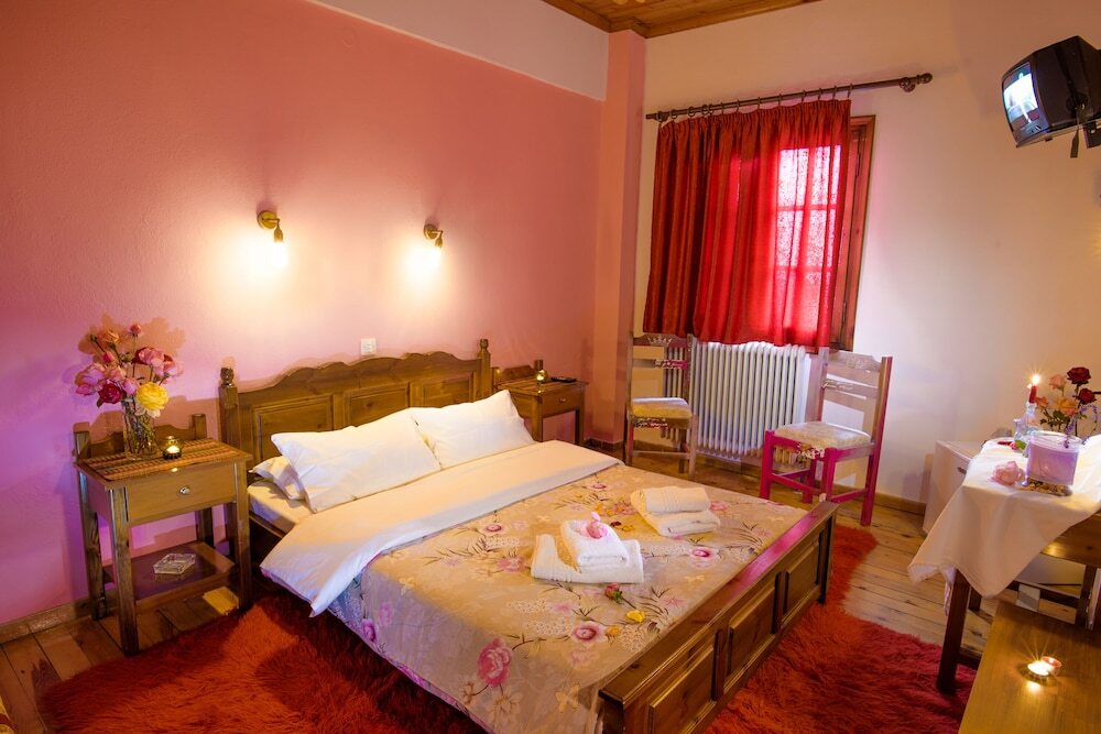 Olga Rooms 2 *