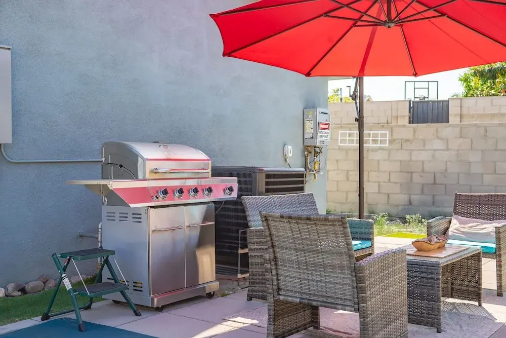 Whimsical Family Stay 10 Min Walk to PV Hospital