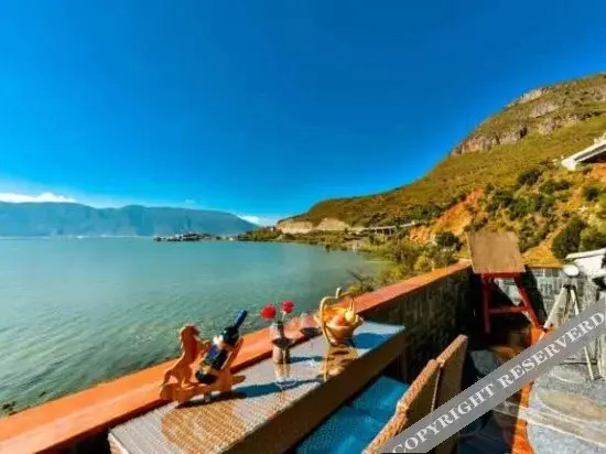 Beach & Waterfront