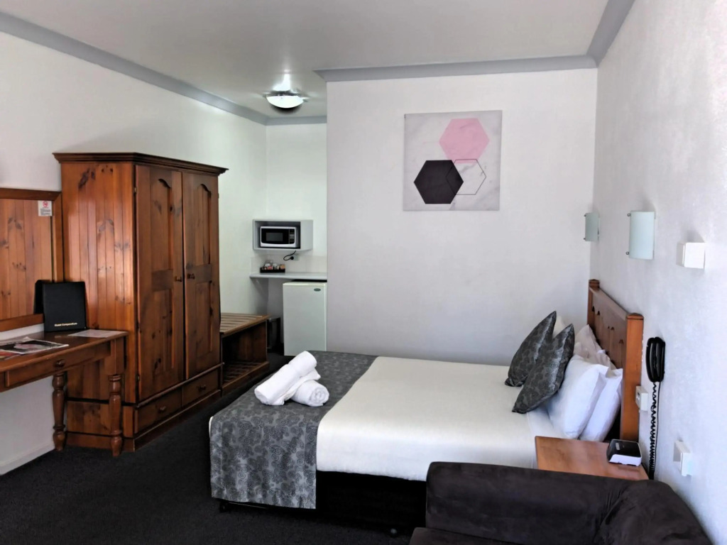 New England Motor Inn — фото 5