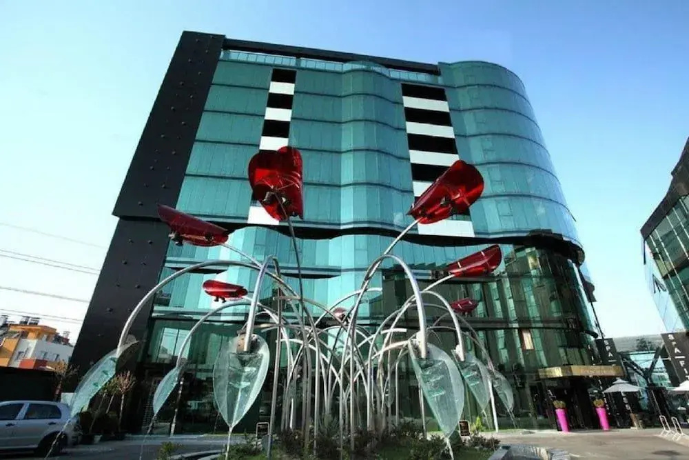 Hotel Emirates - фото 23