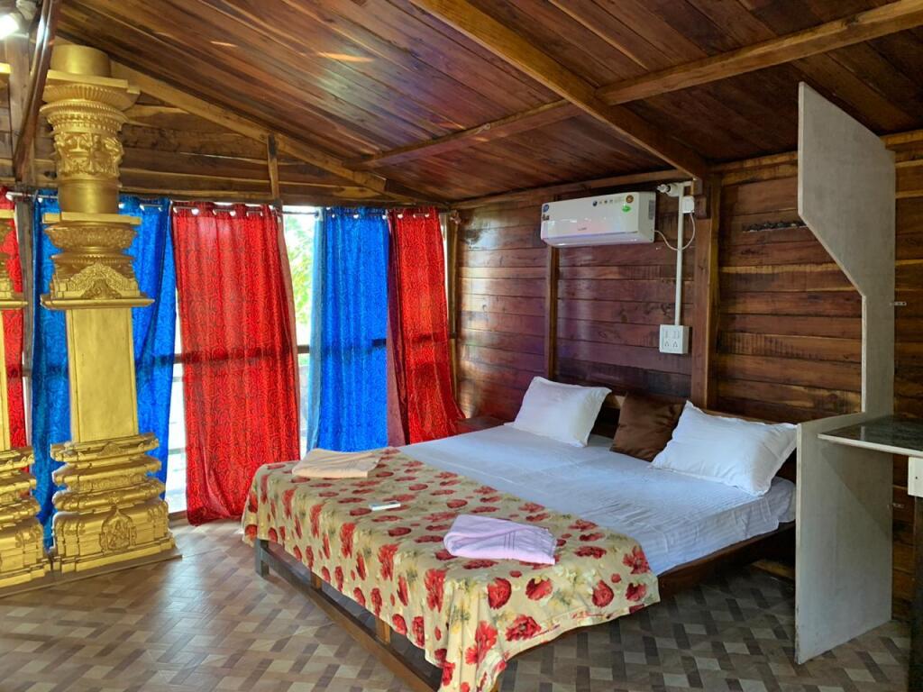 Lavish Exotic Hotel And Apartment