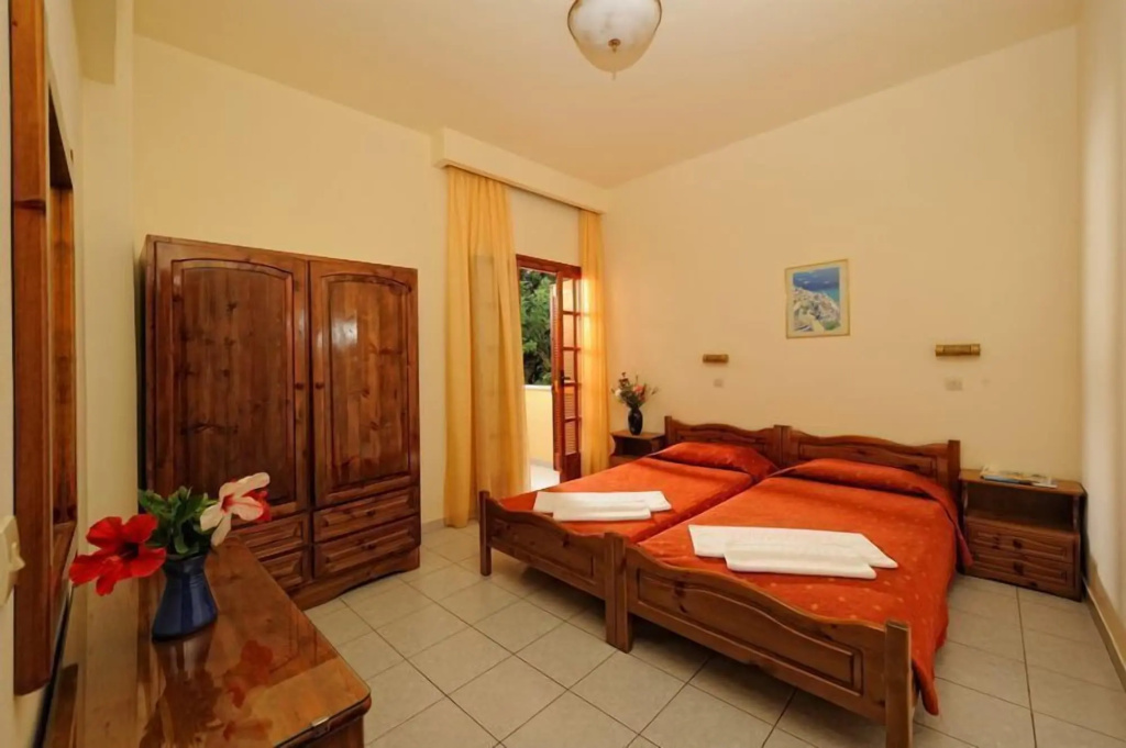 Maria Lambis Apartments — 5