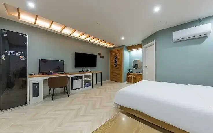 Cheonan Tokyo Hotel