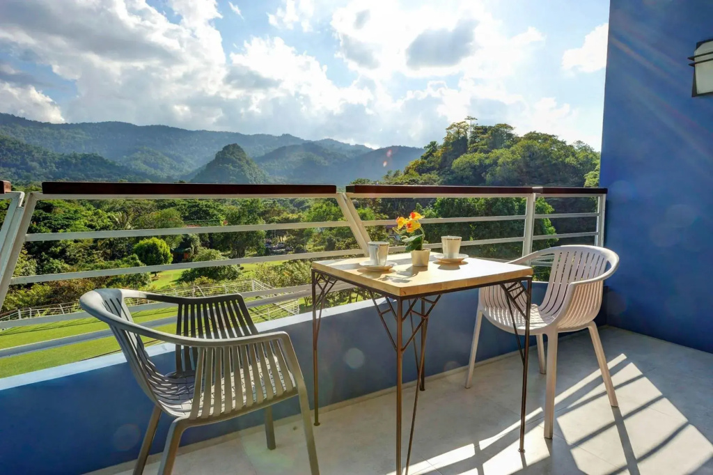 Balcony & Terrace
