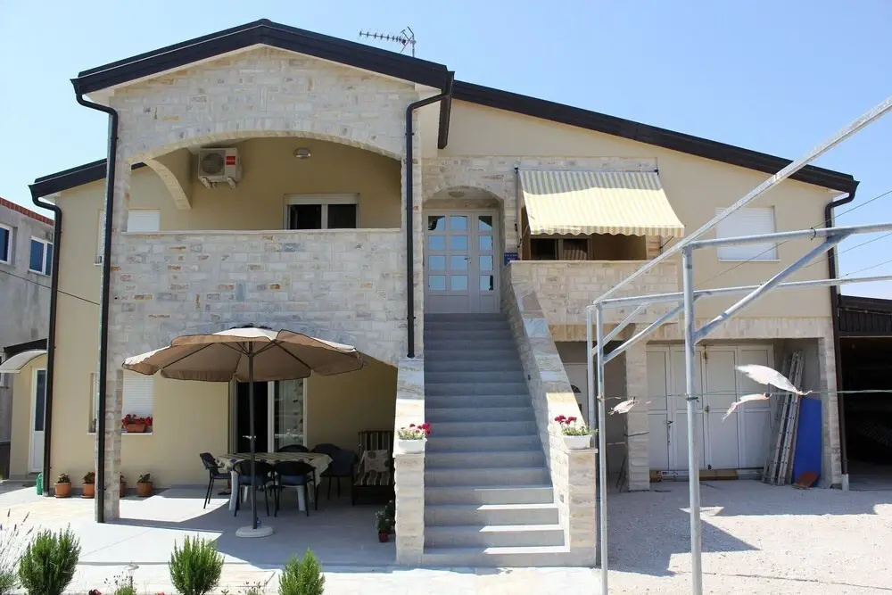 Apartments Galic