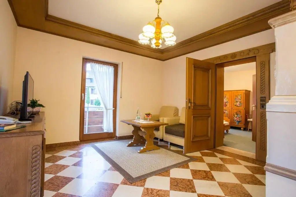 Hotel Hirsch - Chambres