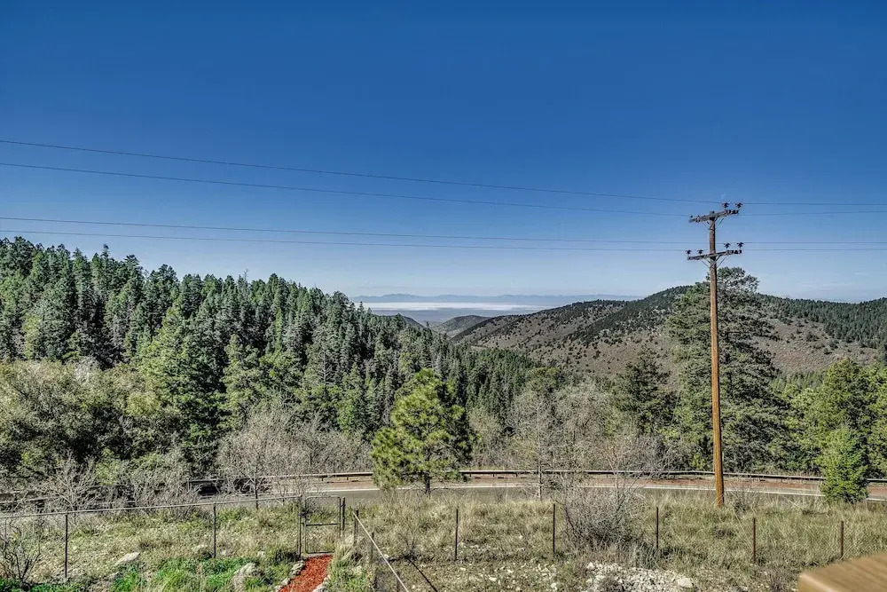 Cloudcroft Cabin w/ View ~ 4 Mi to Ski Cloudcroft! - фото 6