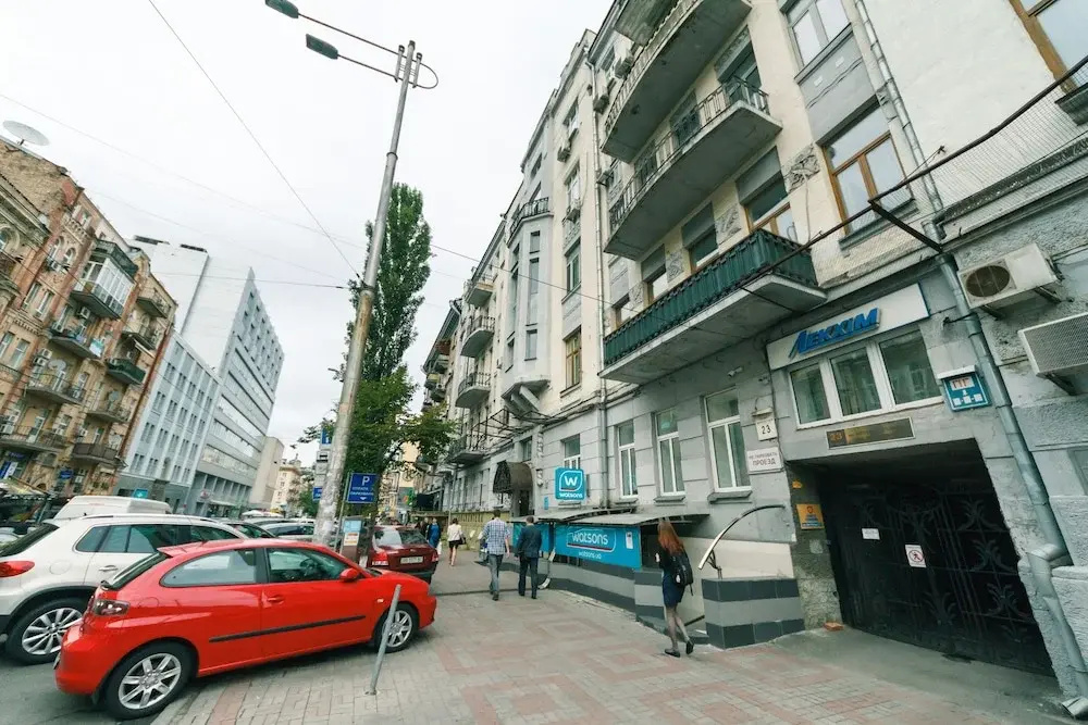Palace of Sport Apartment
