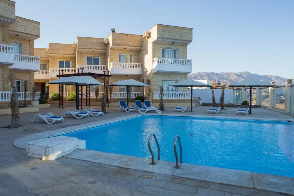 . Dahab Hotel
