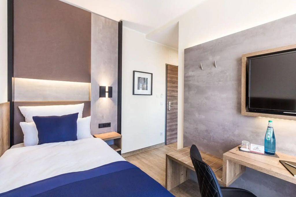 Sky Hotel Cloppenburg