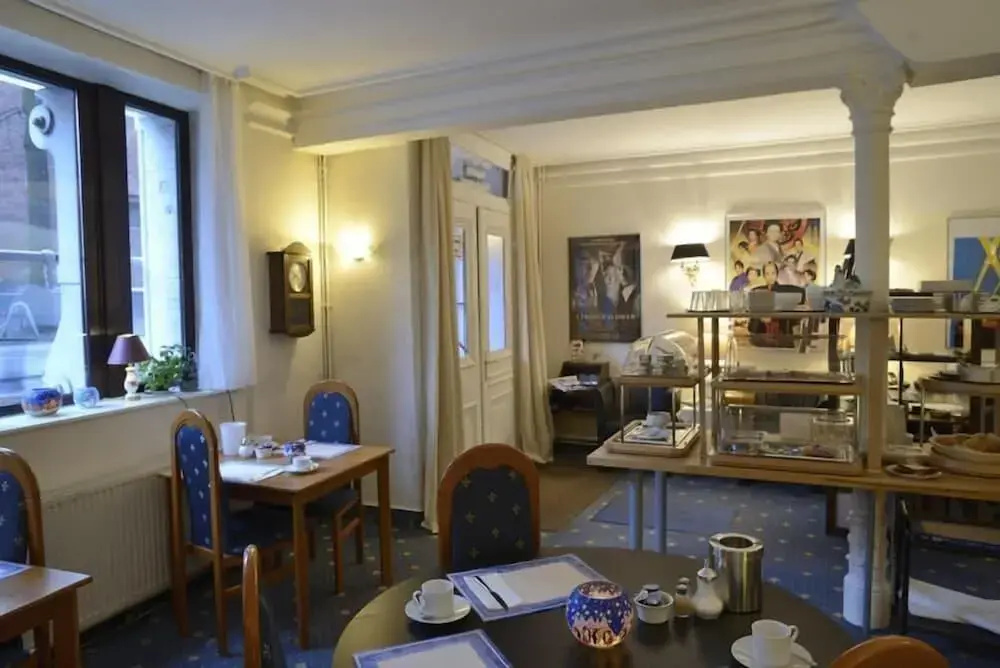 Hotel photo 13